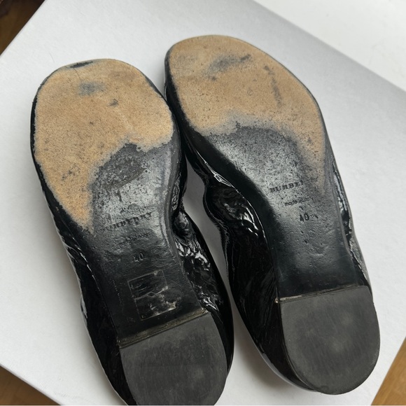 Burberry Ballerina Flats - Patent Leather - Picture 5 of 8